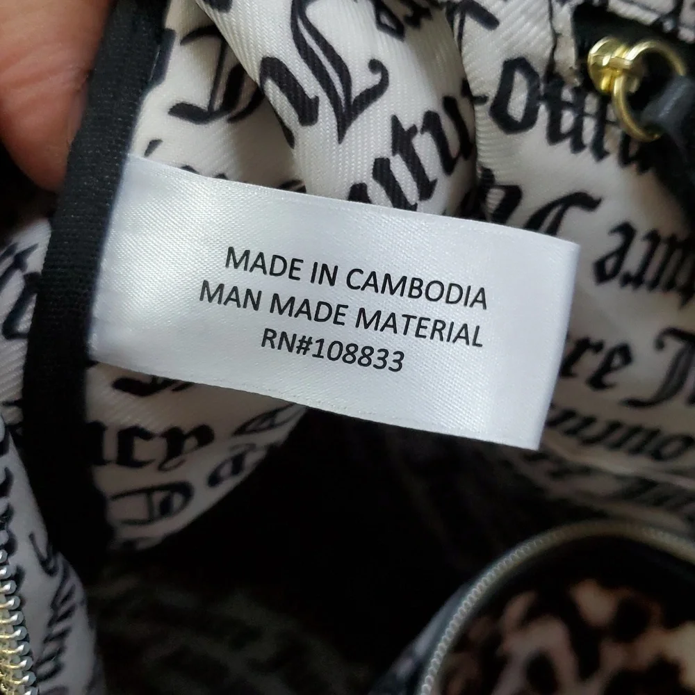 Juicy Couture Leopard Print Weekender Travel Duffel Bag - Picture 13 of 14